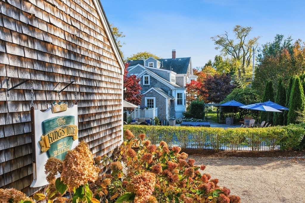 Yarmouth, Massachusetts 02675, United States, 6 Bedrooms Bedrooms, ,6 BathroomsBathrooms,Residential,Active,234364