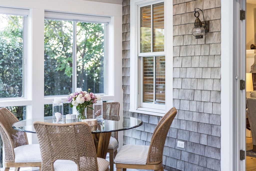 Yarmouth, Massachusetts 02675, United States, 6 Bedrooms Bedrooms, ,6 BathroomsBathrooms,Residential,Active,234364