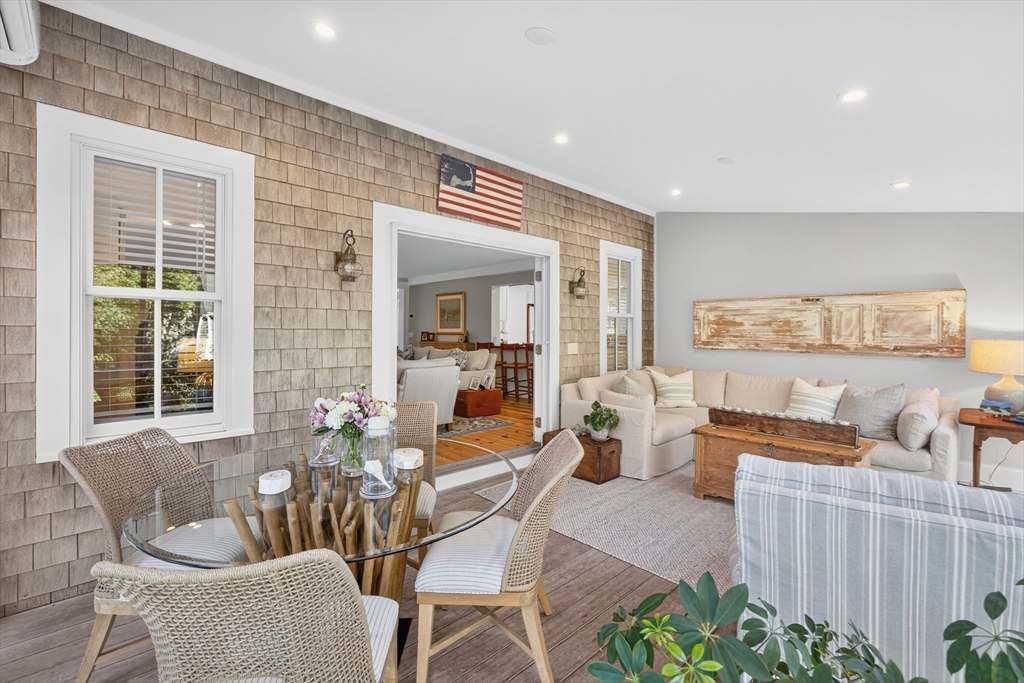 Yarmouth, Massachusetts 02675, United States, 6 Bedrooms Bedrooms, ,6 BathroomsBathrooms,Residential,Active,234364