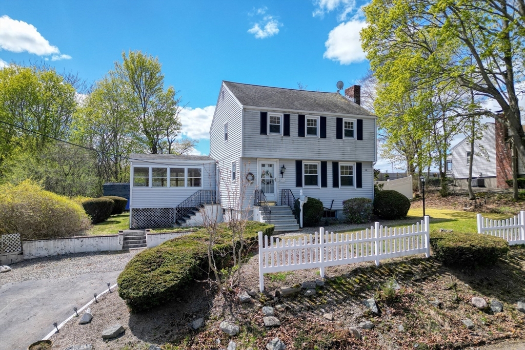 71 Holmes Ave
