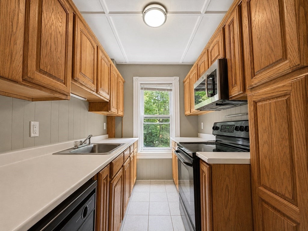 5 Hope St #1, Attleboro, MA, 5 Hope St #1, Attleboro, MA Photo #11