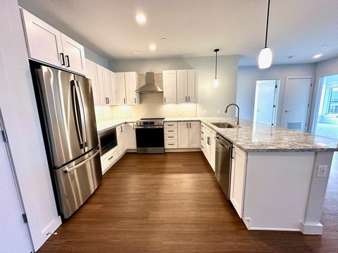 45 East Central 202 Natick MA 01760