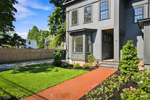 Photo of 92 Federal Street #B, Newburyport, MA 01950 (MLS # 73579669)