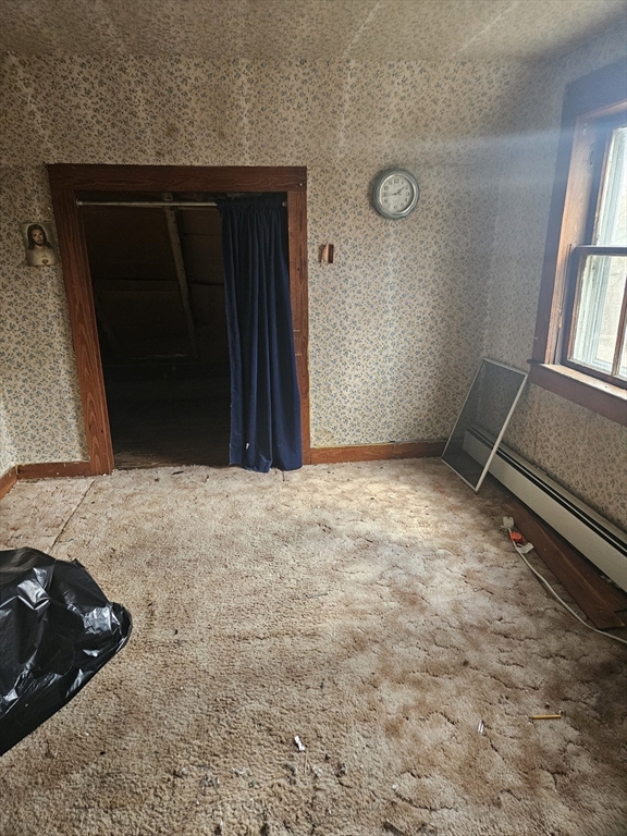 Lowell, Massachusetts 01850, United States, 2 Bedrooms Bedrooms, ,1 BathroomBathrooms,Residential,Pending,34185