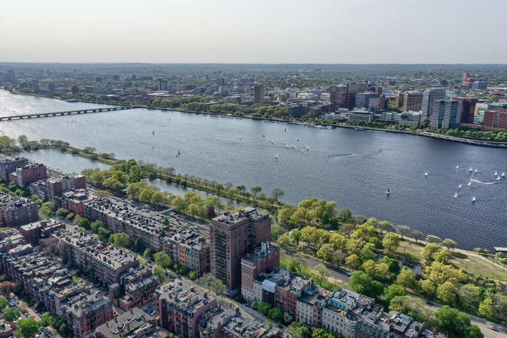 180 Beacon Street 14FG