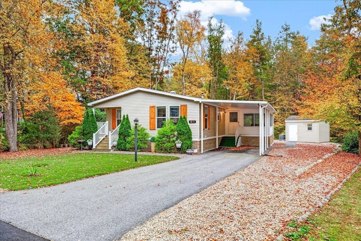 18-4 South Meadow Village