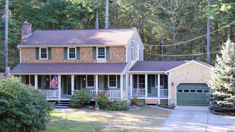 21 Bennett Rd Rochester MA 02770