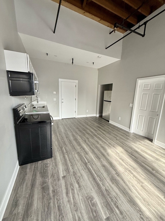 15 N Main St 35