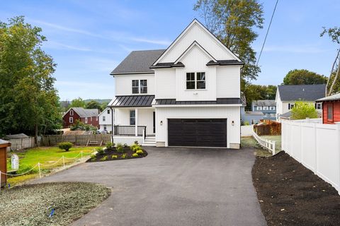 61 Mt Pleasant St Woburn MA 01801