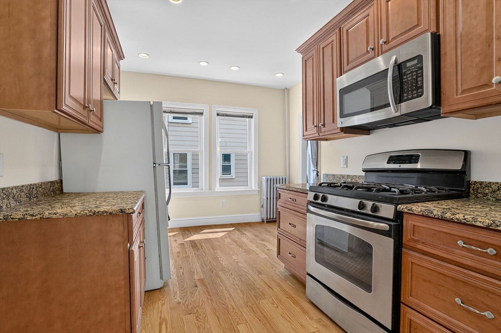 22 Cypress St, Watertown, MA, 22 Cypress St, Watertown, MA Photo #8