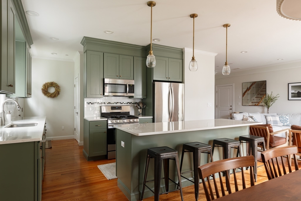 270 Palfrey St 270