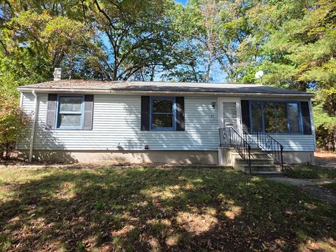 Photo of 71 Wendell St, Athol, MA 01331 (MLS # 73439532)