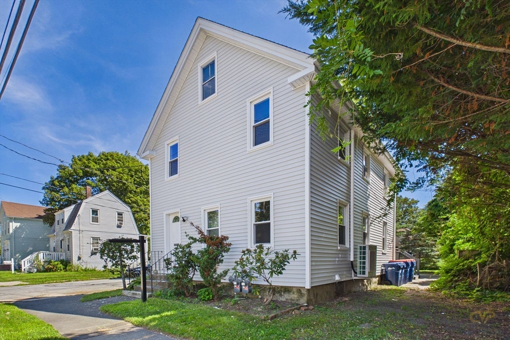 61 Bridge St, Fairhaven, MA, 61 Bridge St, Fairhaven, MA Photo #4