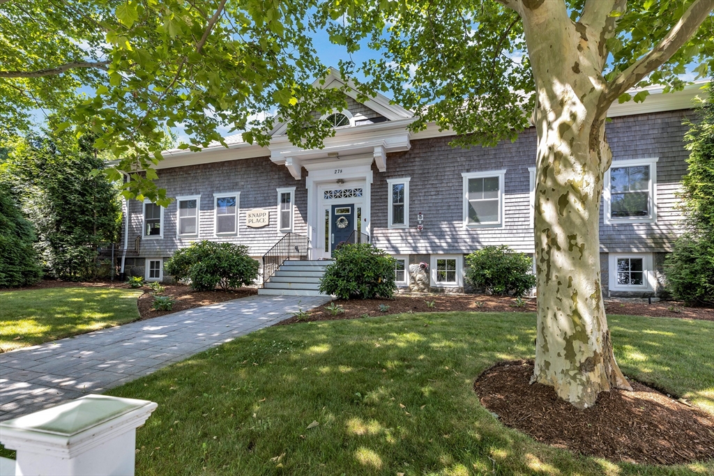 278 Court St 104