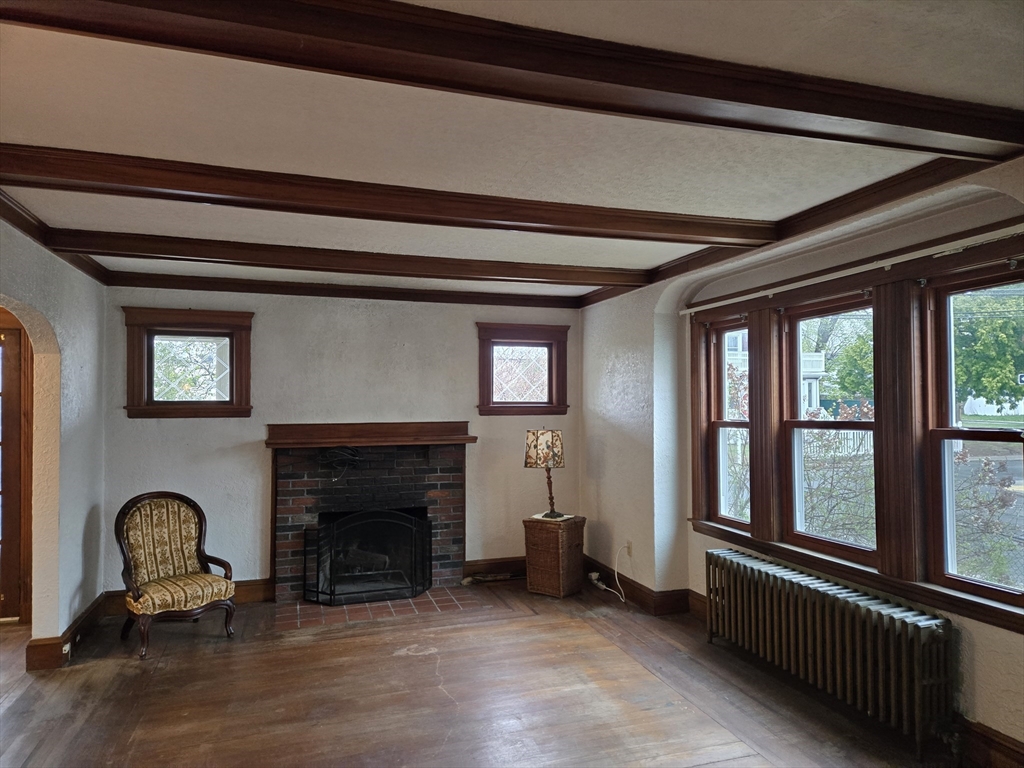66 Wycliff Ave 1