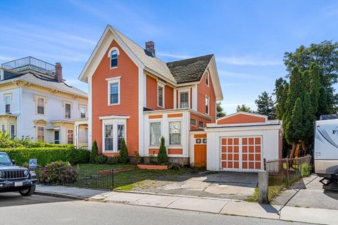 33 Middle St Gloucester MA 01930