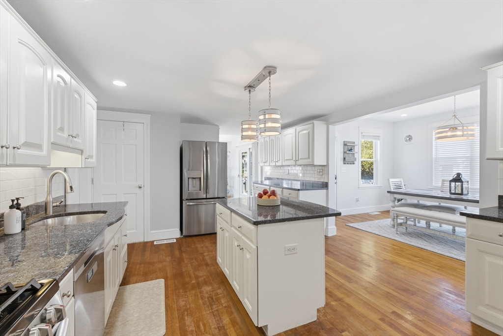 233 West St