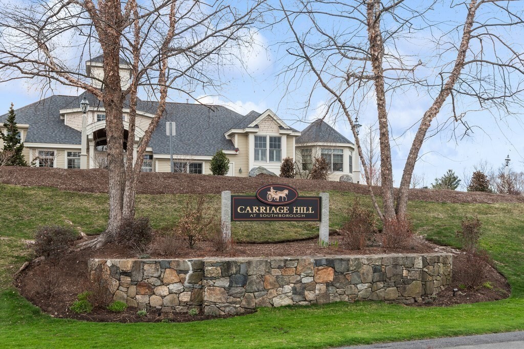 Southborough, Massachusetts 01772, United States, 2 Bedrooms Bedrooms, ,3 BathroomsBathrooms,Residential,Active,111964