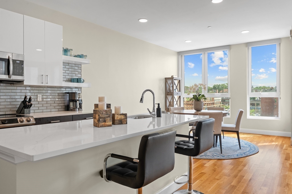 10 Taber St 501
