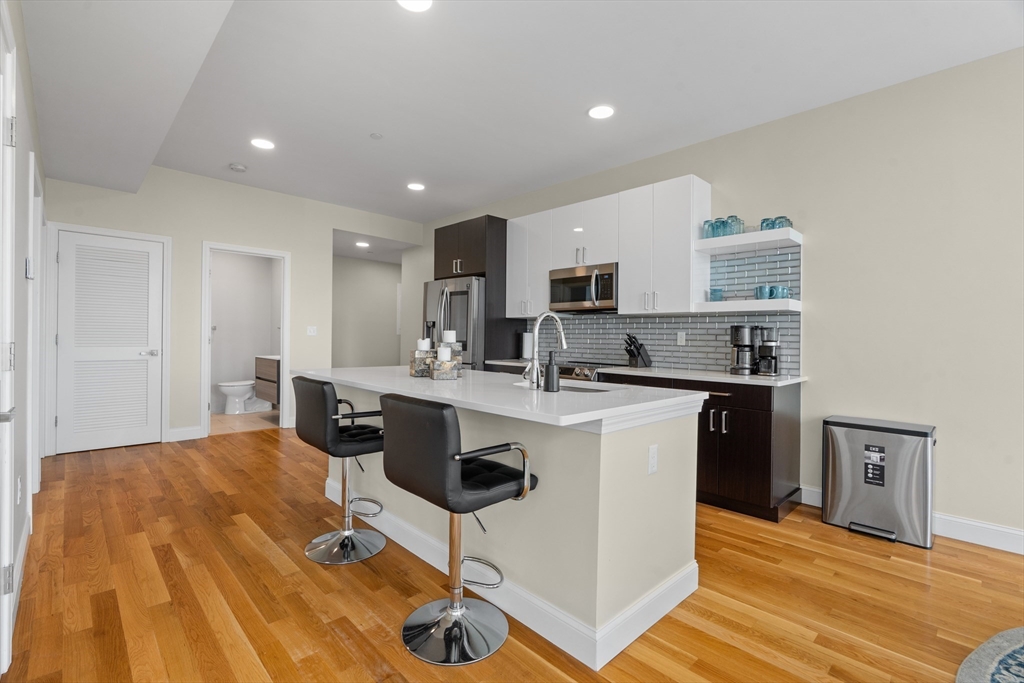 10 Taber St 501