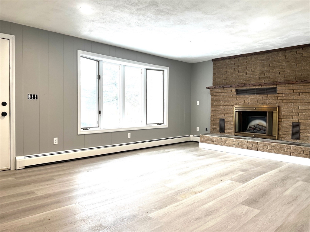 77 Mason Rd