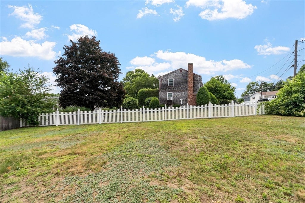 370 Albion St, Wakefield, MA Photo #31