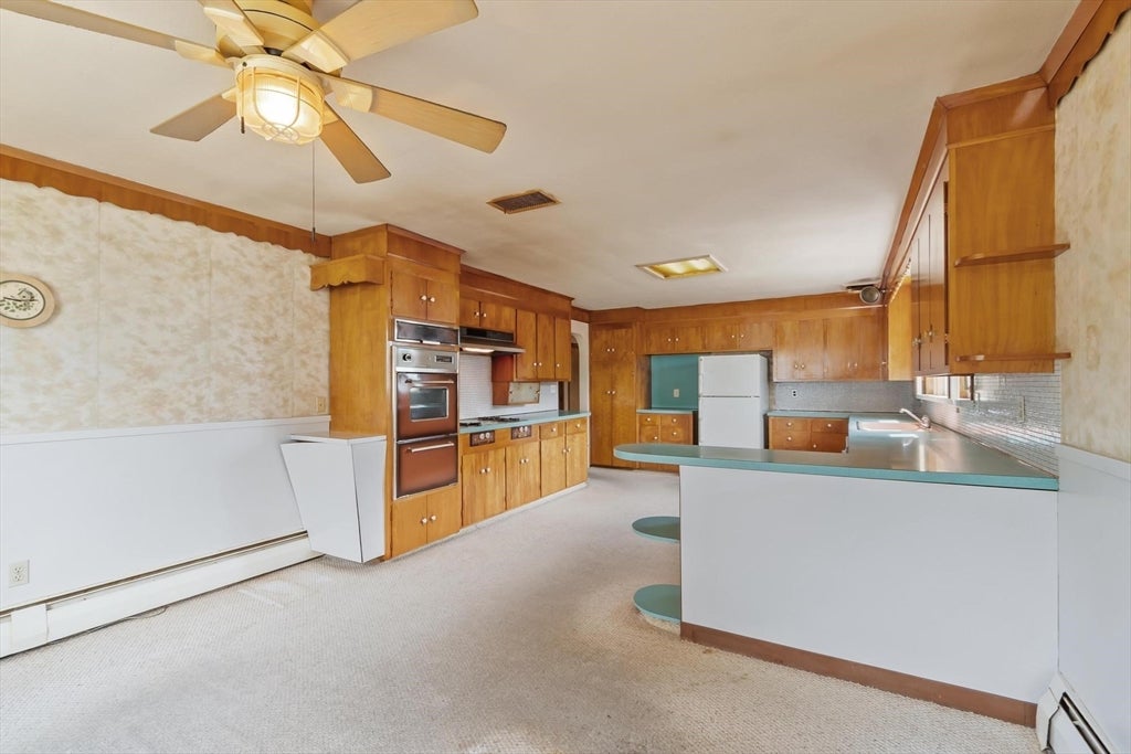 370 Albion St, Wakefield, MA Photo #6