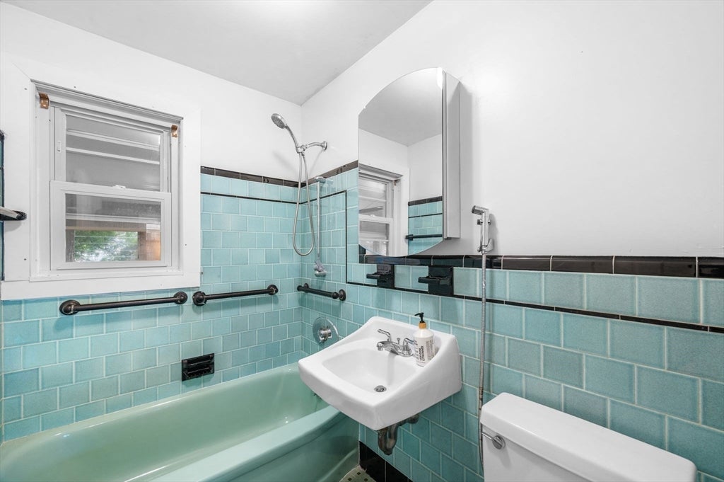 7 Edgehill Rd, Swampscott, MA, 7 Edgehill Rd, Swampscott, MA Photo #9