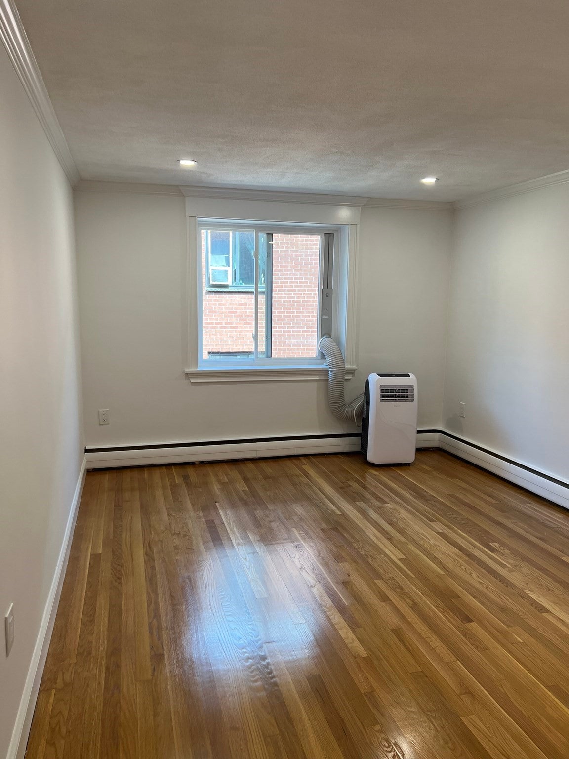 197 Kent St #34, Brookline, MA, 197 Kent St #34, Brookline, MA Photo #3
