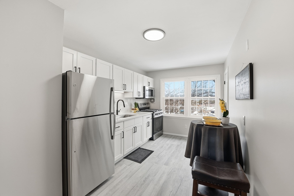 80 Brush Hill Ave 61