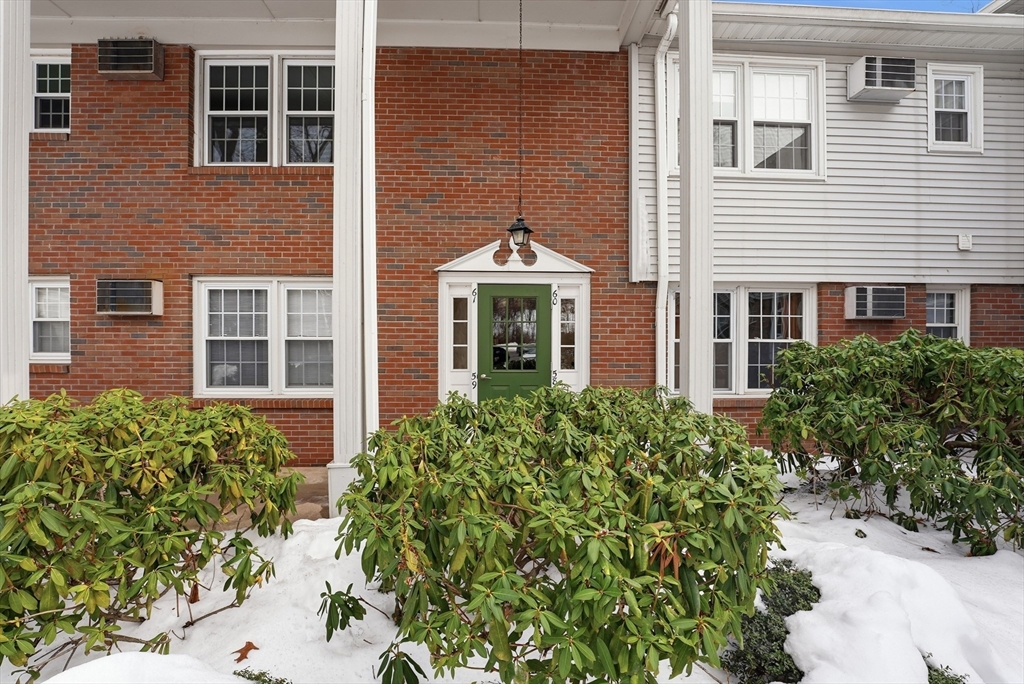 80 Brush Hill Ave 61