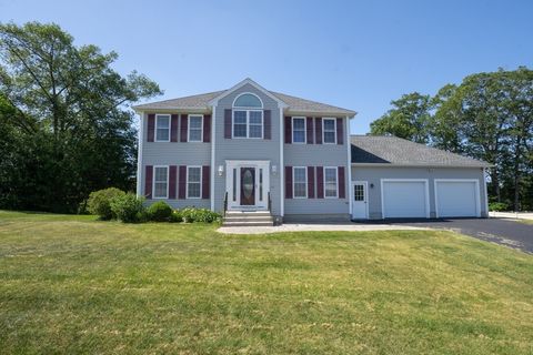 Photo of 30 Briarcliff Dr, Auburn, MA 01501 (MLS # 73463013)