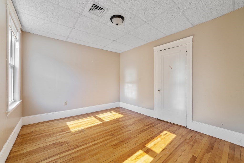 141 Cambridge St #1, Worcester, MA, 141 Cambridge St #1, Worcester, MA Photo #6