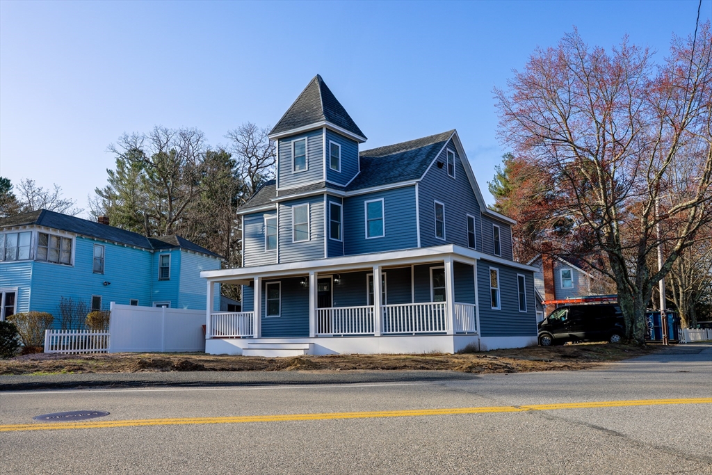 56 Grove Ave
