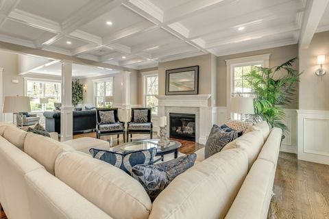 Photo of 28 Maurice Rd #28, Wellesley, MA 02482 (MLS # 73471194)