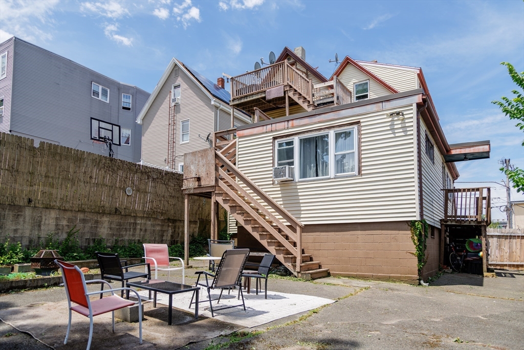 6 Hillside Ave