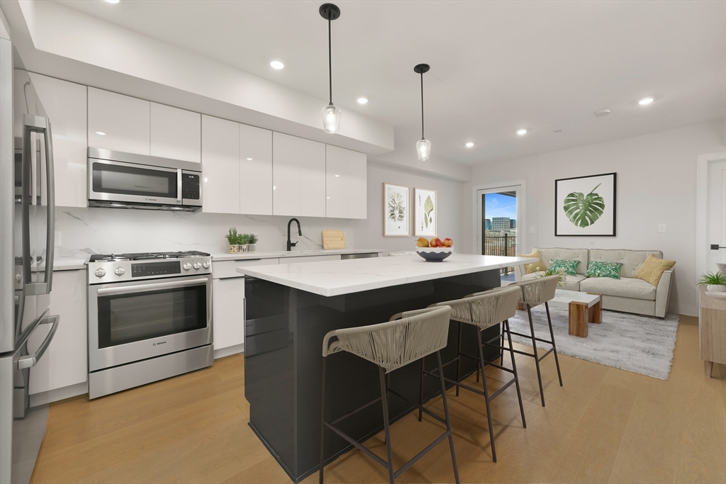 321 W Broadway #6
