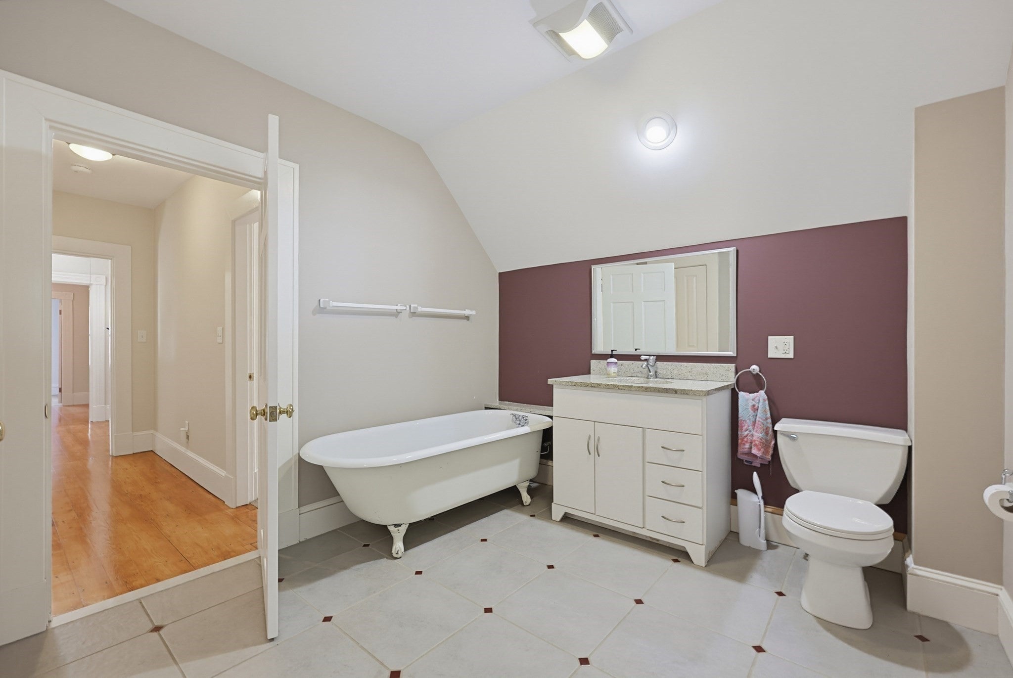 112 Greenwood Ave, Wakefield, MA Photo #30