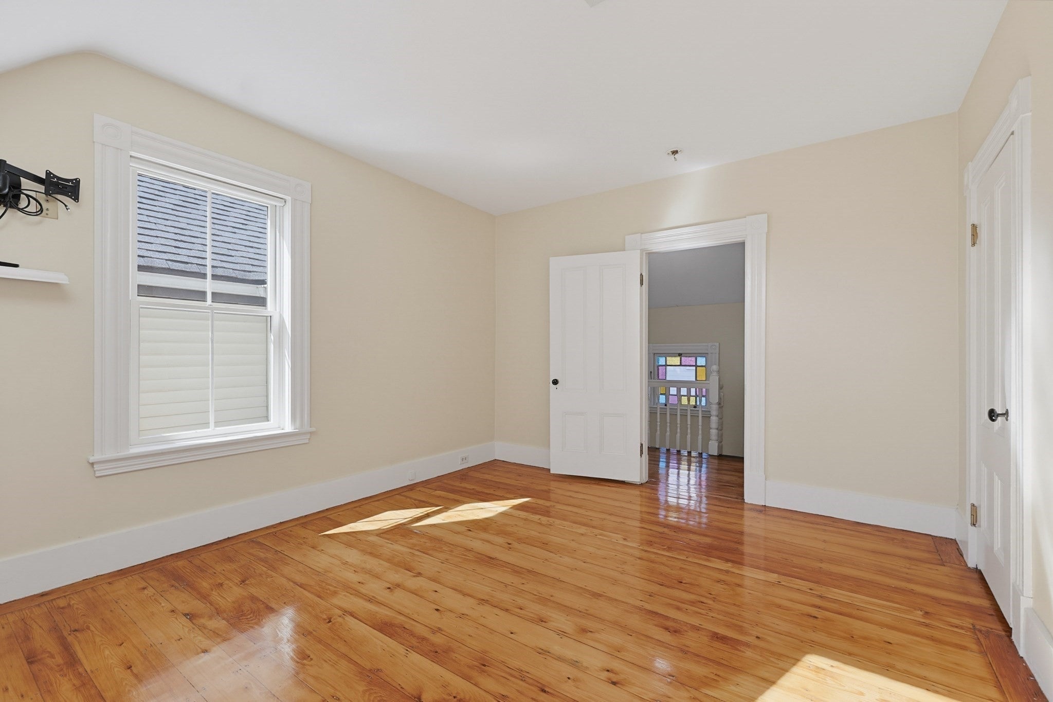 112 Greenwood Ave, Wakefield, MA Photo #24