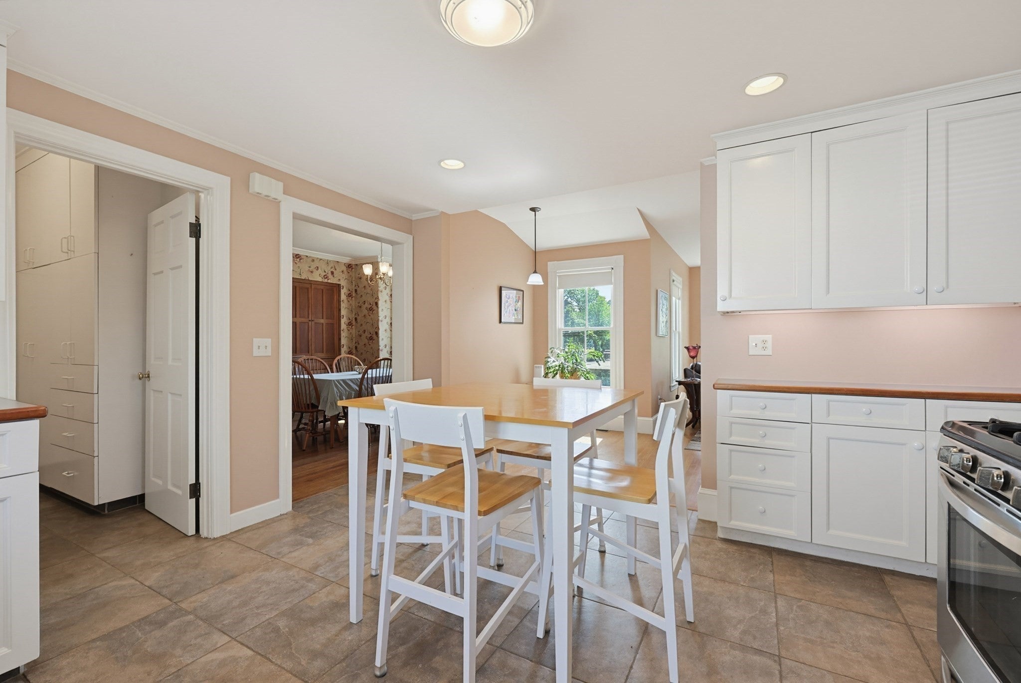 112 Greenwood Ave, Wakefield, MA Photo #17