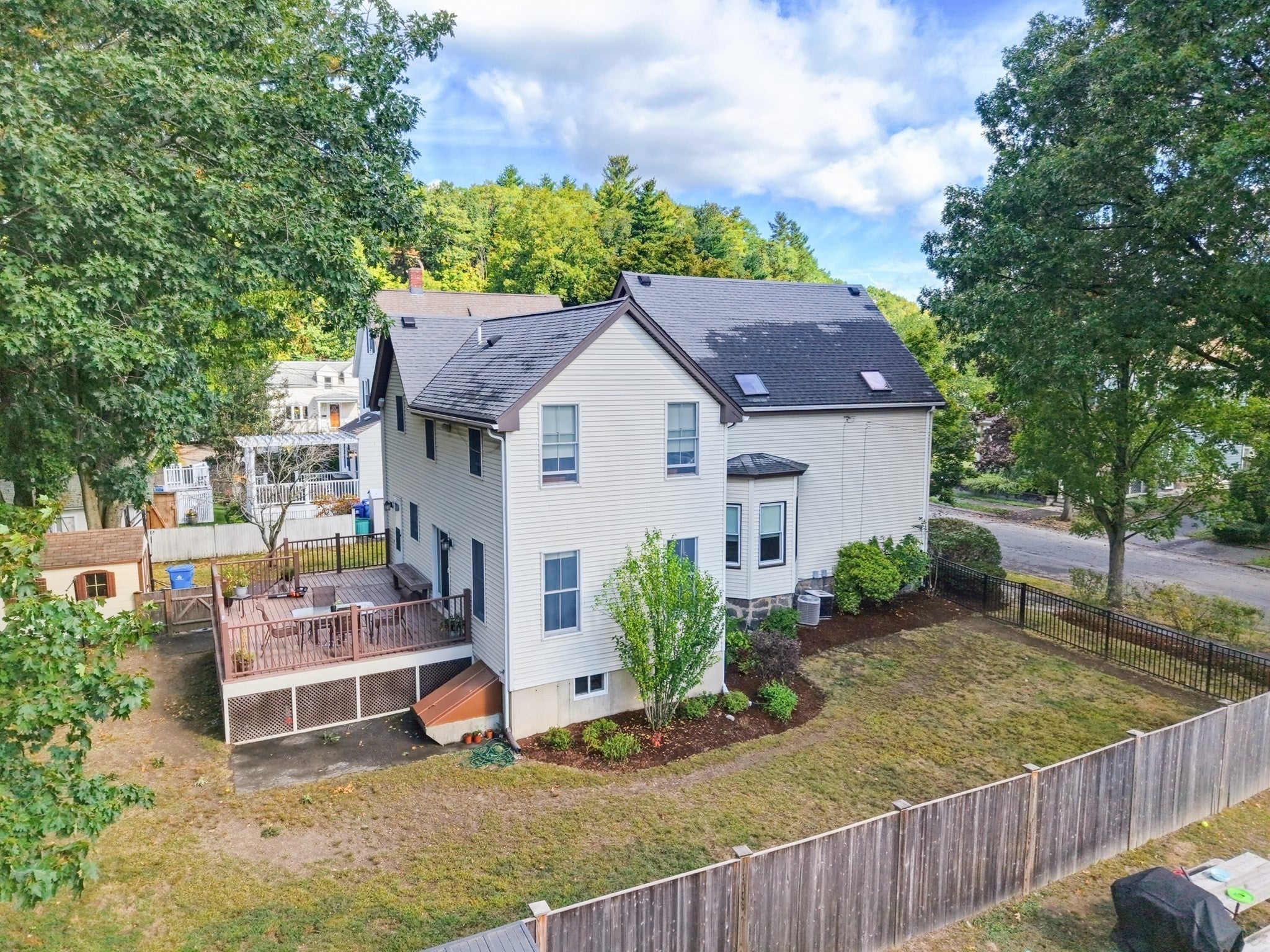 112 Greenwood Ave