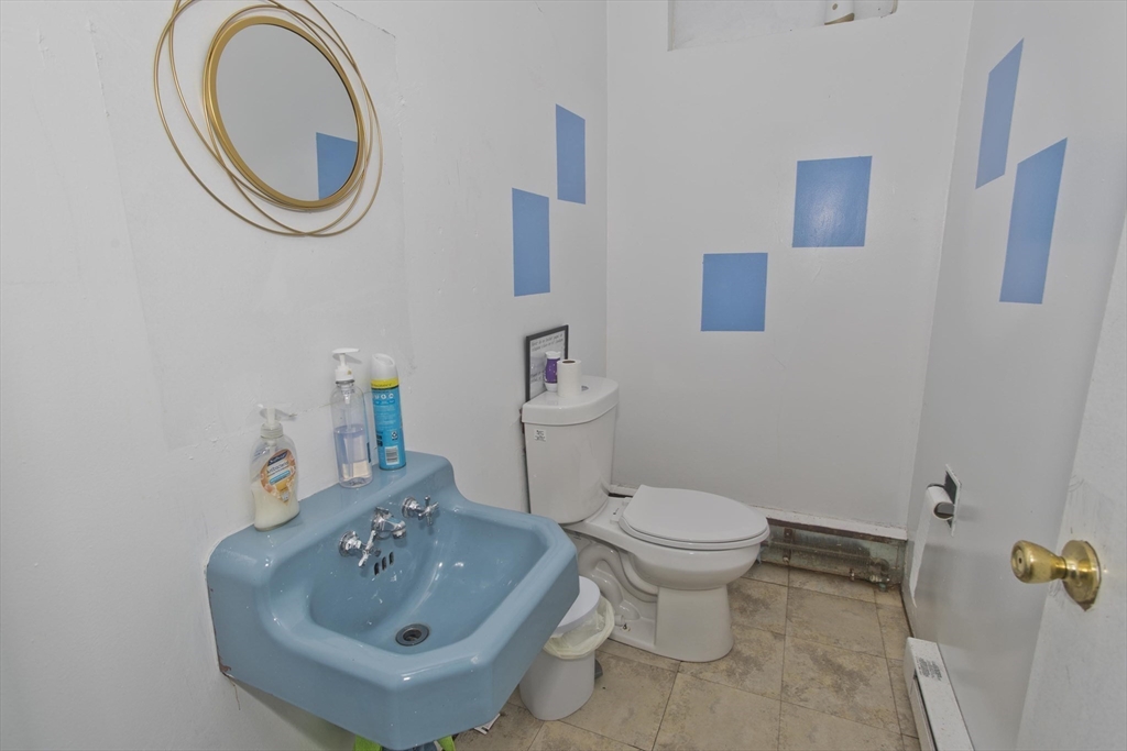193 Elm St, Holyoke, MA Photo #7