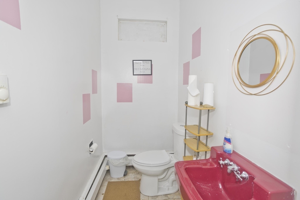 193 Elm St, Holyoke, MA Photo #6