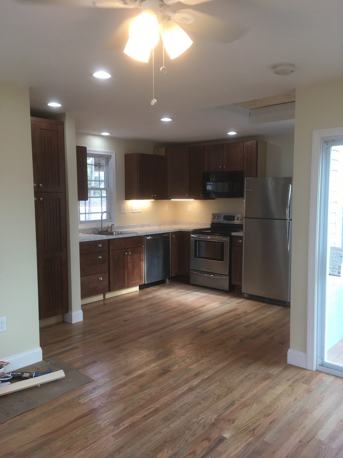646-650 Chapman Street 648