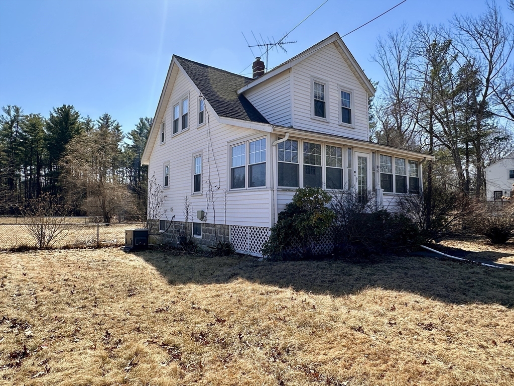 56 Central St