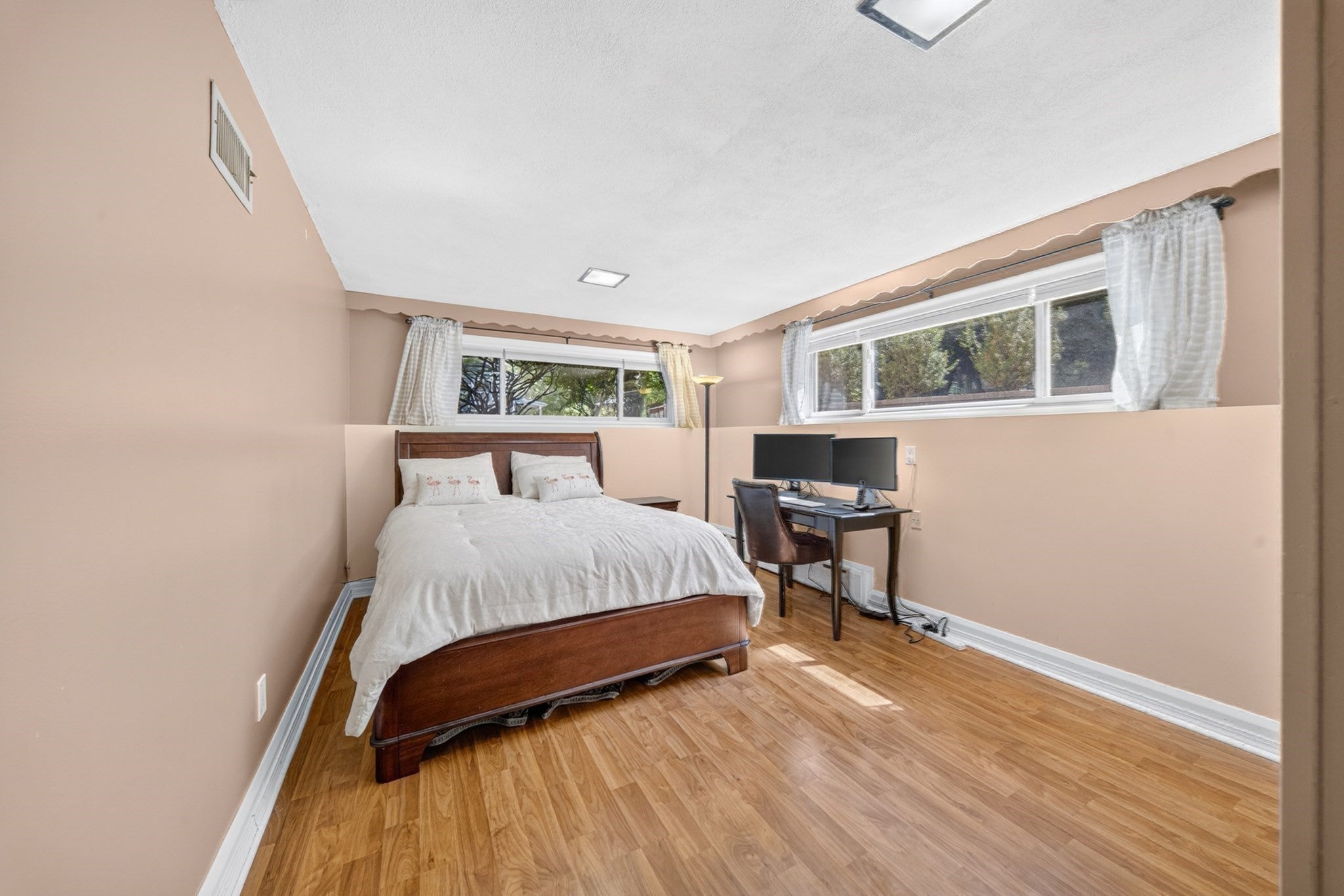 184 Concord Ave, Lexington, MA Photo #30