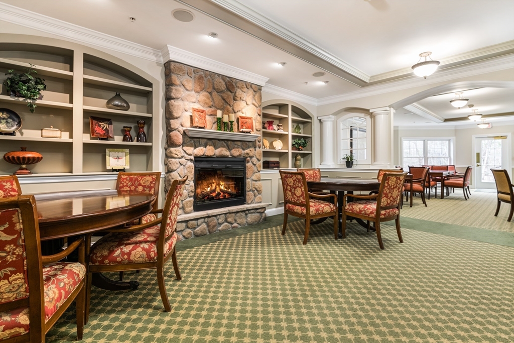 65 Hawthorne Drive 316