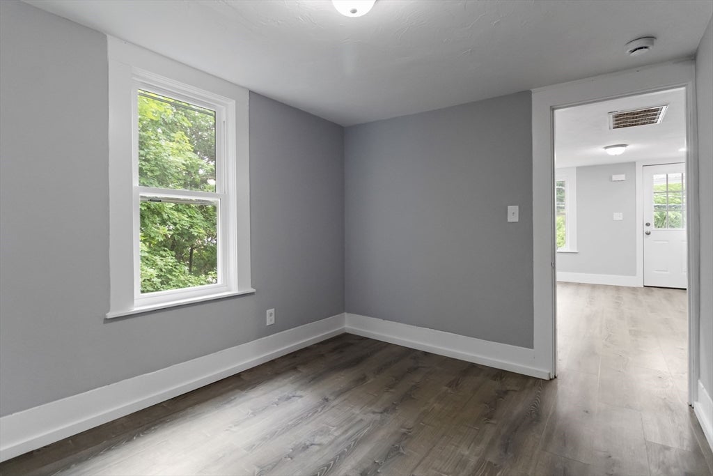 289-291 Providence Rd, Grafton, MA, 289-291 Providence Rd, Grafton, MA Photo #12