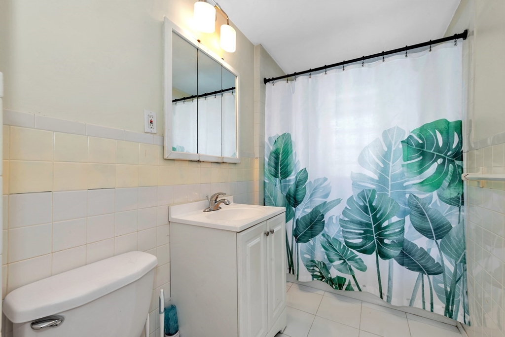 299-301 Alewife Brook Pkwy #2, Somerville, MA Photo #15
