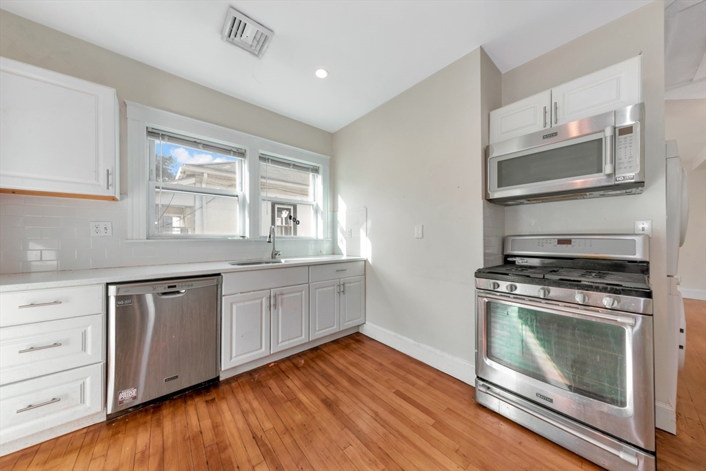 299-301 Alewife Brook Pkwy #2, Somerville, MA Photo #20